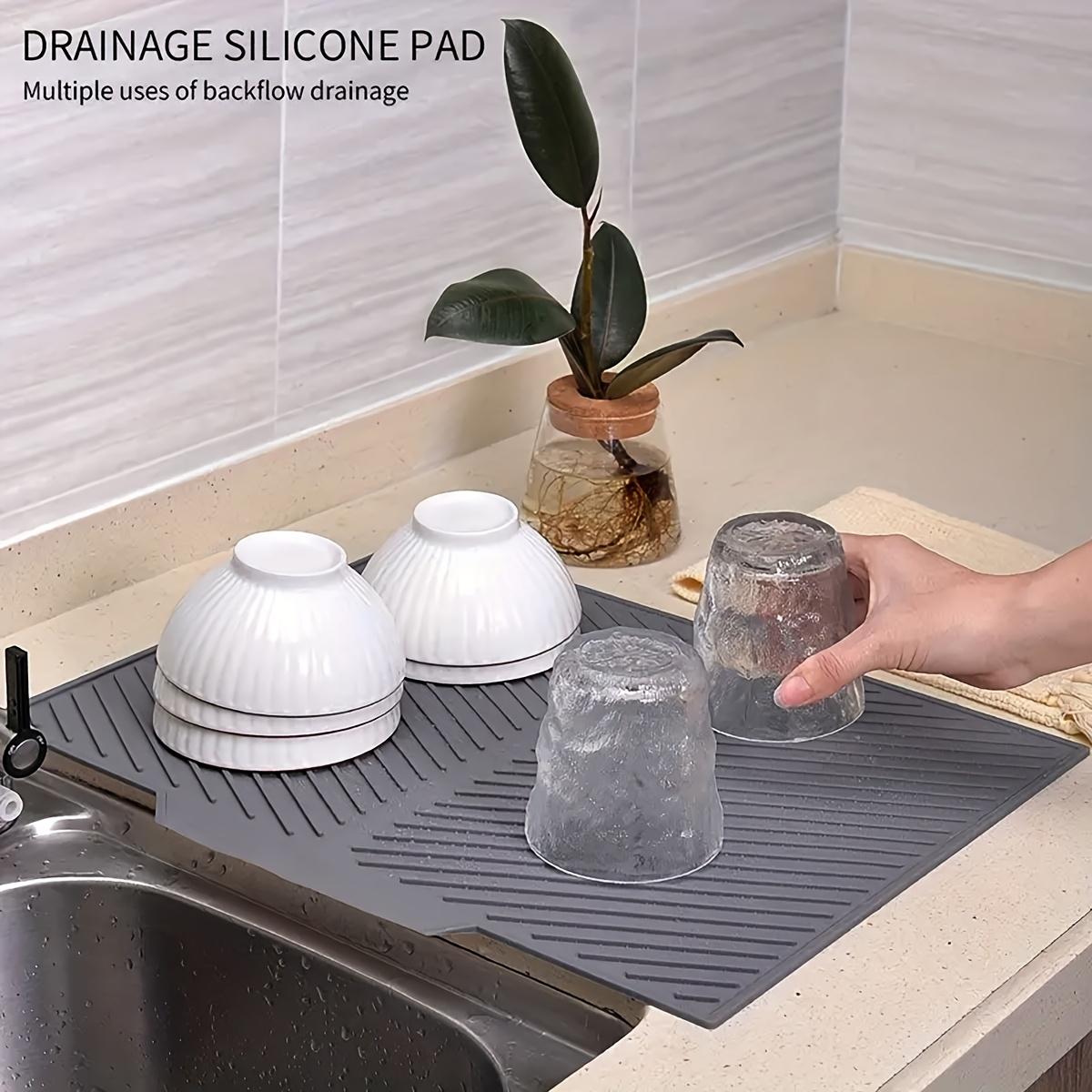 

1pc High-Quality Silicone Drainage Pad for Kitchen and Bathroom Uses 33*42.5cm сірий