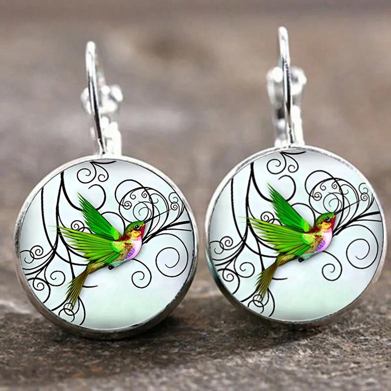 

Cute Round Hummingbird Glass Dome Cabochon Pendants Necklaces Fashion Bird Rainforest Jewelry Accessories