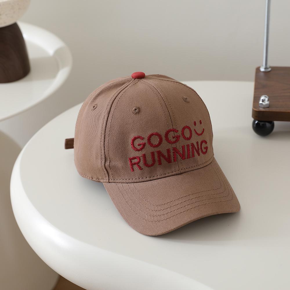 Kids' Korean Style Embroidered GOGO Duckbill Baseball Cap - Unisex Slimming Sun Hat for Spring and Summer