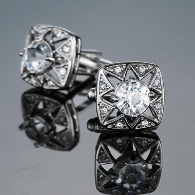 Men's Hollowed ,out Crystal With Lacquered Finish And Cuff Studs