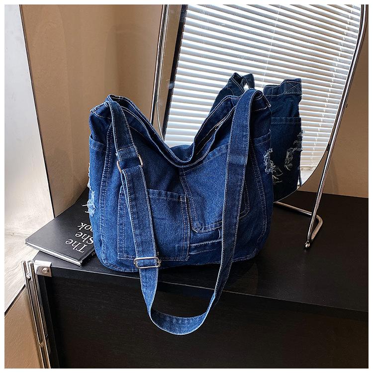 Summer new design denim large capacity solid color new women's leisure trend simple messenger shoulder bag