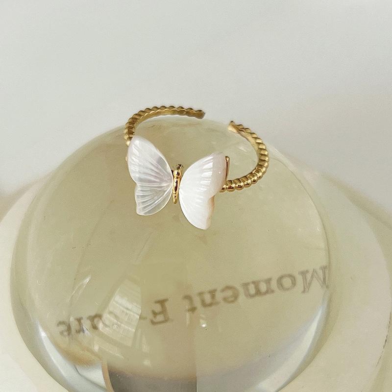 Korean-Style Butterfly Ring for Women, Ins Light Luxury Style, Fashionable Niche Design, Adjustable Open Ring,  Model United States