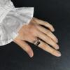 Серебряное кольцо с топазом Лондон Блю 1.283ct, фианитами, вес изделия 3,8 гр (2204800)