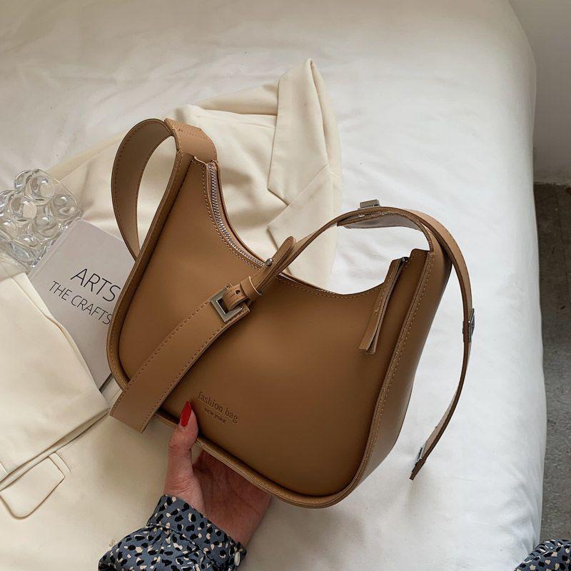Versatile Retro Women's Shoulder Bags Fashiable Solid Color Crossbody Bag For Women Daily Commuting