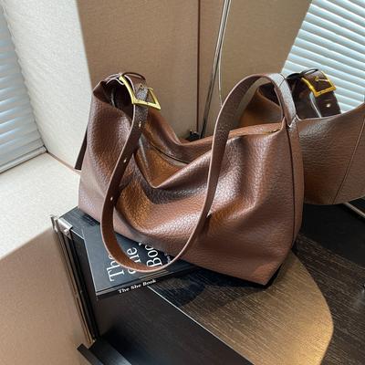 Large Capacity Bag Women's Autumn New Wide Shoulder Strap Commuting Simple Retro Fashion Shoulder Messenger Bag