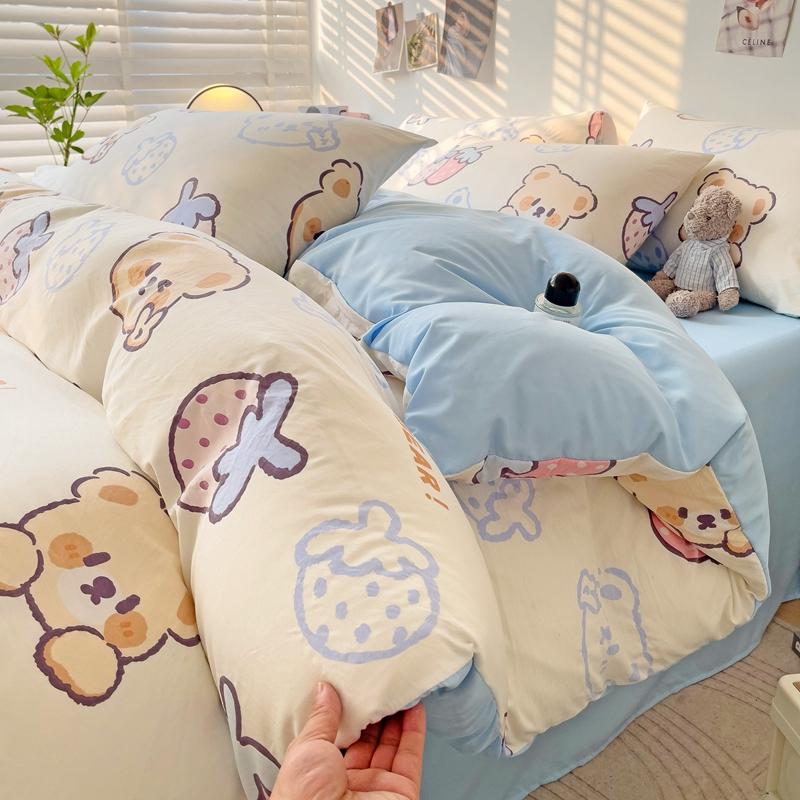 Cute Cartoon Bear Duvet Cover Set For Girls Child Room Decor Kawaii Strawberry Comforter Cover 3/4Pcs Washed Cotton Bedding Set