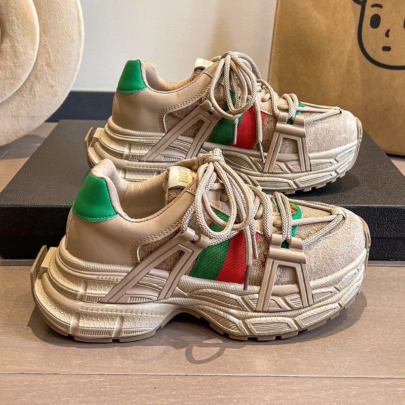 

Мягкая кожа показывает ноги, маленькая платформа кроссовки для женщин, весна и осень 2025 новая коллекция женской обуви, спортивная обувь на платформе для женщин 40 хаки