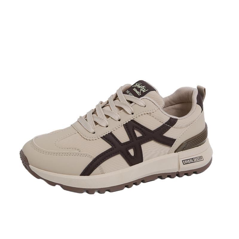 

2025 Forrest Gump shoes women s autumn new Korean version ins female students leisure sports versatile board shoes street shot 5102 35