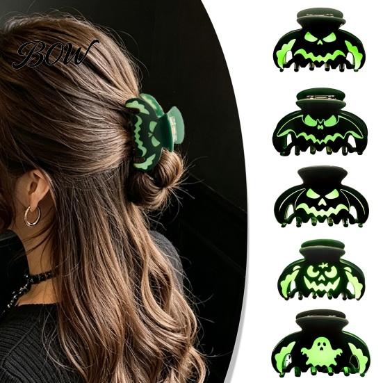 Funny Ghost Face Hair Clips Halloween Claw Clips, Luminous Pumpkin Pattern Acrylic Anti-slip Cute Bat Glow in The Dark Grippers for Women Girls Daily