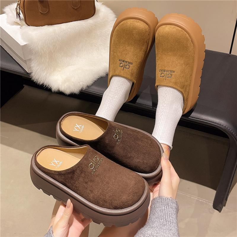 Retro Small Mori Fashion Slippers Women's Wear 2025 Spring New Muffin Thick-bottomed Bag Head Half Slippers Tide