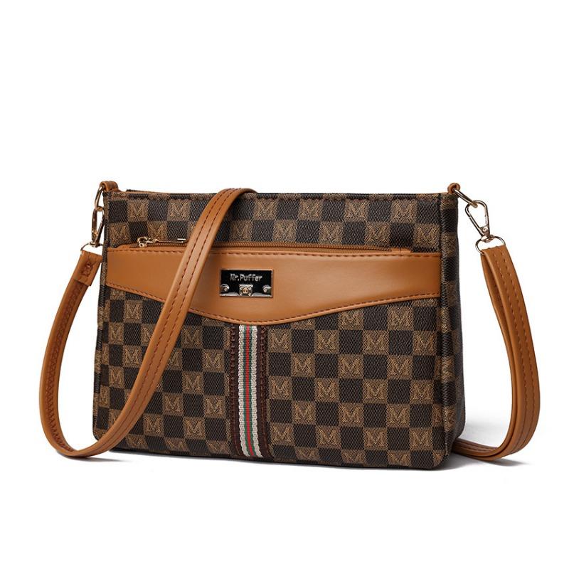 This Winter, the Popular Bucket Bag Women's New Oblique Span Shoulder Bag Printed Retro Women's Bag