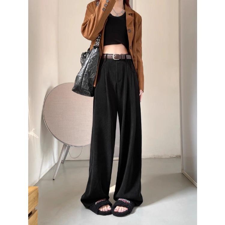 Relaxed-Fit White Corduroy Trousers for Women - Perfect for Autumn and Winter