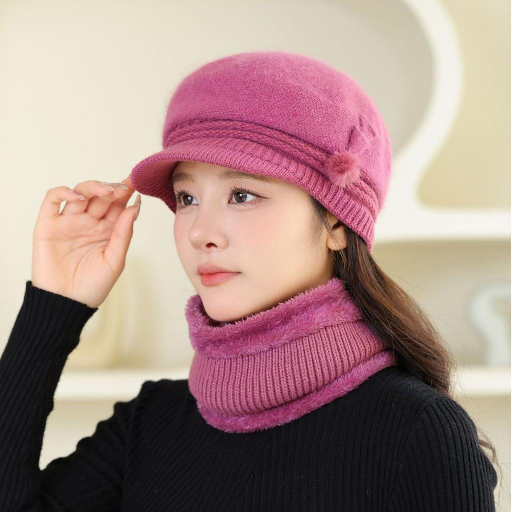 Women's Hats with Thickened Warm Plush Baseball Caps for Autumn and Winter Casual Ear Protection Plus Velvet Versatile Mother Hats