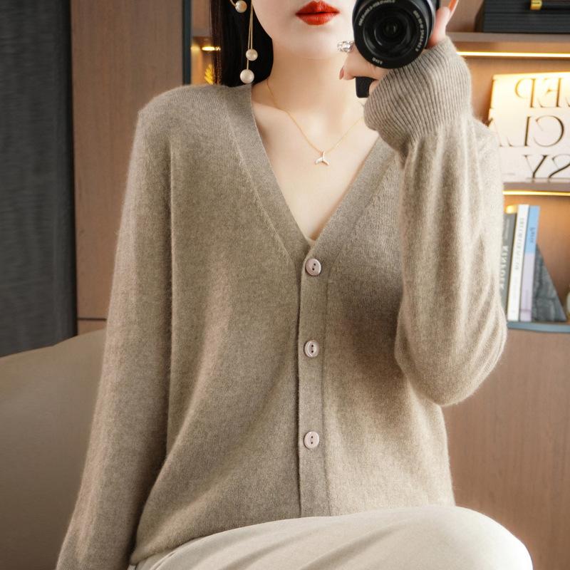 Autumn V-neck Sweater Cardigan Loose Bottoming Sweater Knitted Cardigan Female Solid Color Short Paragraph Outwear
