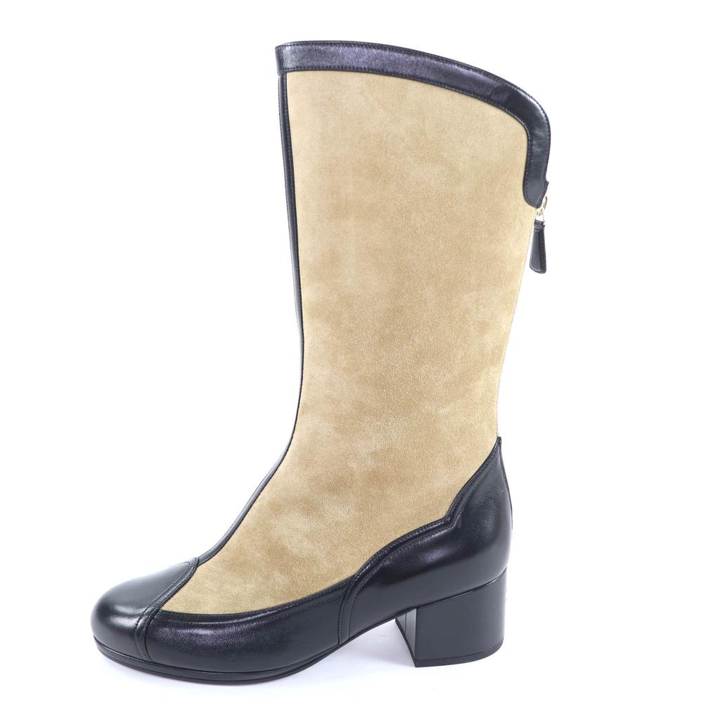 Pristine CHANEL Knee-high boots beige Suede leather Women 38 25A G46591 Used