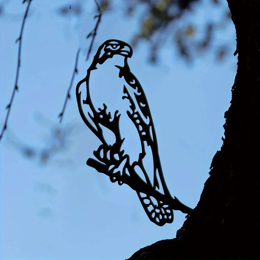 Stylish Metal Falcon Silhouette - Rustic Decor for Home and Garden. Great Housewarming Gift and Ideal for Garden Party Décor