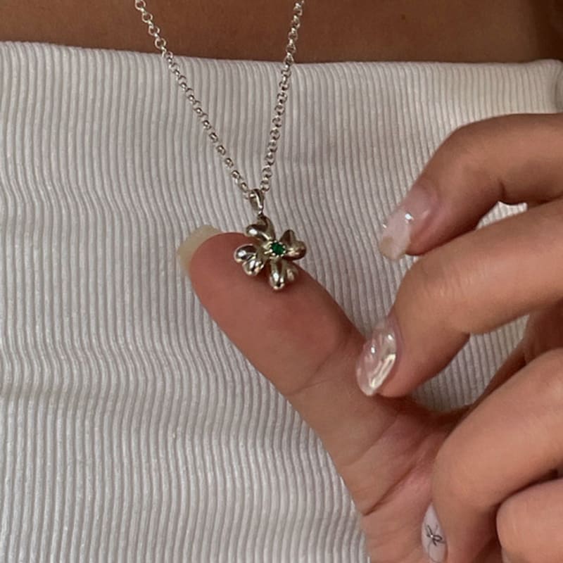 melliv lucky clover necklace_mvn47