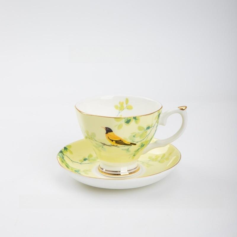 Luxury Gold Rim Bone China Tea Cup and Saucers, Elegant Floral Butterfly Coffee Mug Tableware Set, Bird on Branches Bone China Coffee Cup for Home