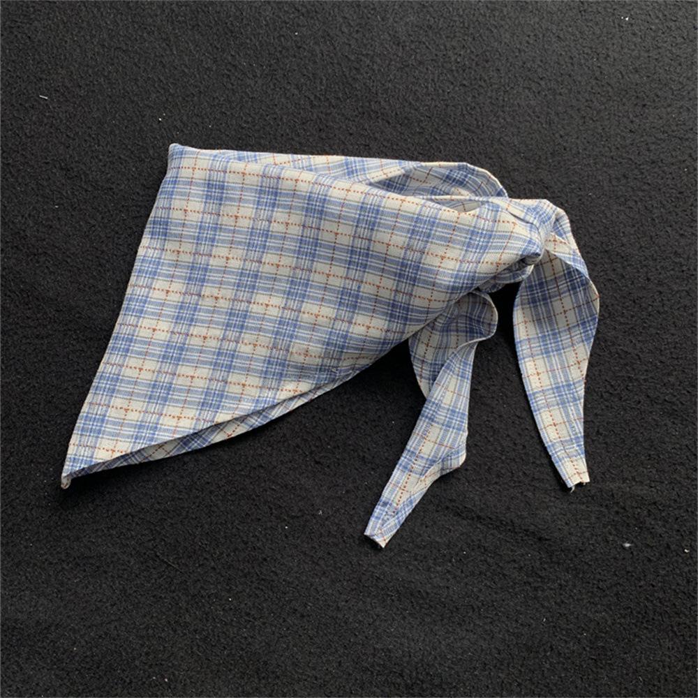 

Шелковая синяя клетчатая бандана: Трендовый летний треугольный шарф для мужчин и женщин