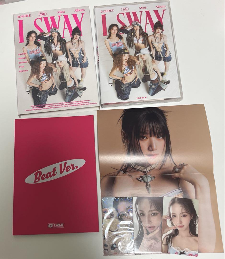 

[ВИКОРИСТАНО] (Г)I-DLE I SWAY Miyeon Trading Card Album