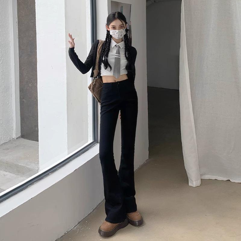2026 Autumn/Winter Women s Stretch Slimming High-Waisted Black Micro-Flare Jeans 26