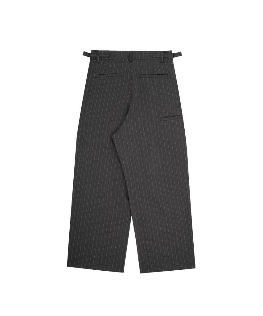 Yulleo Utility Stripe Double-Pleat Slacks (Charcoal Gray)
