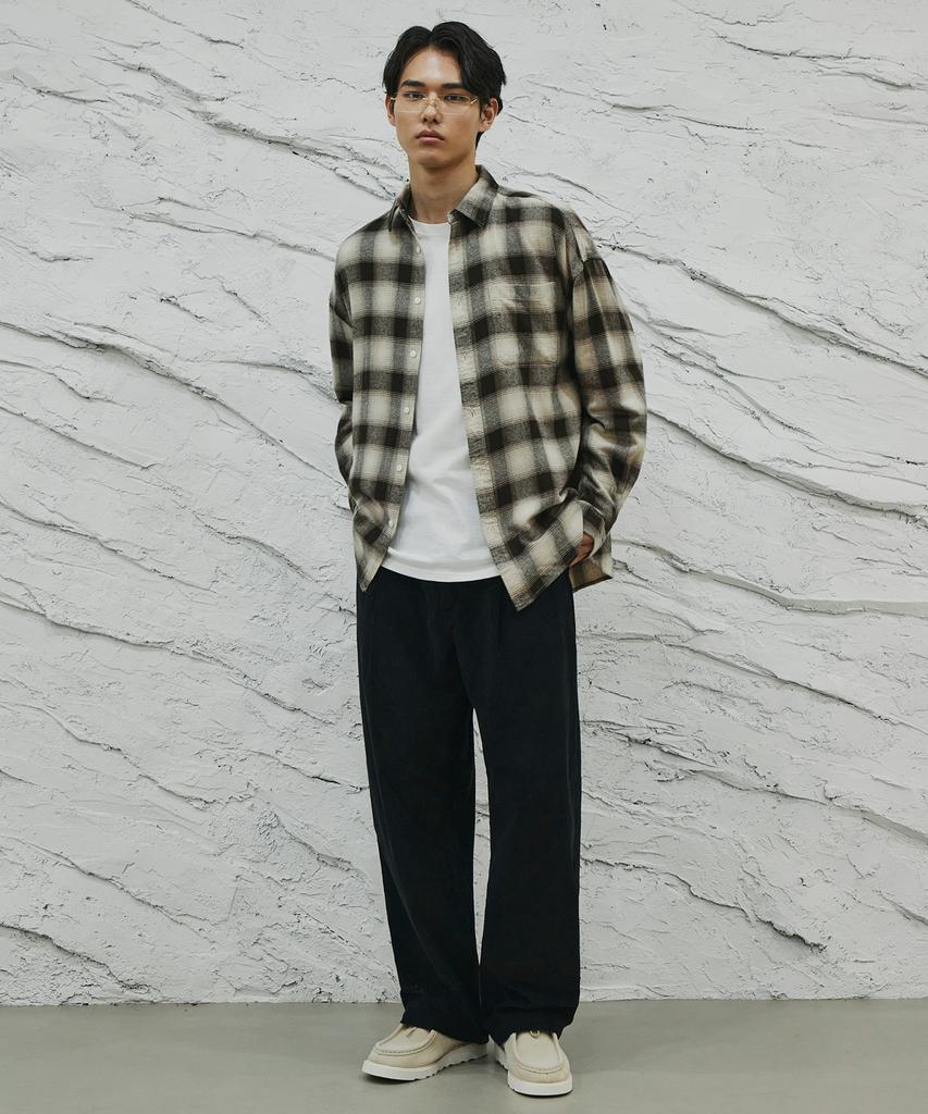 SIGNATURE Single-Pleat Corduroy Wide Pants [Black]