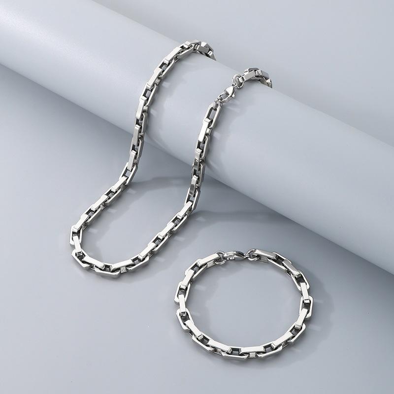 Fashion Commuting Bold O-chain Stainless Steel Bracelet Niche Cuban Chain Men's Plain Chain Necklace