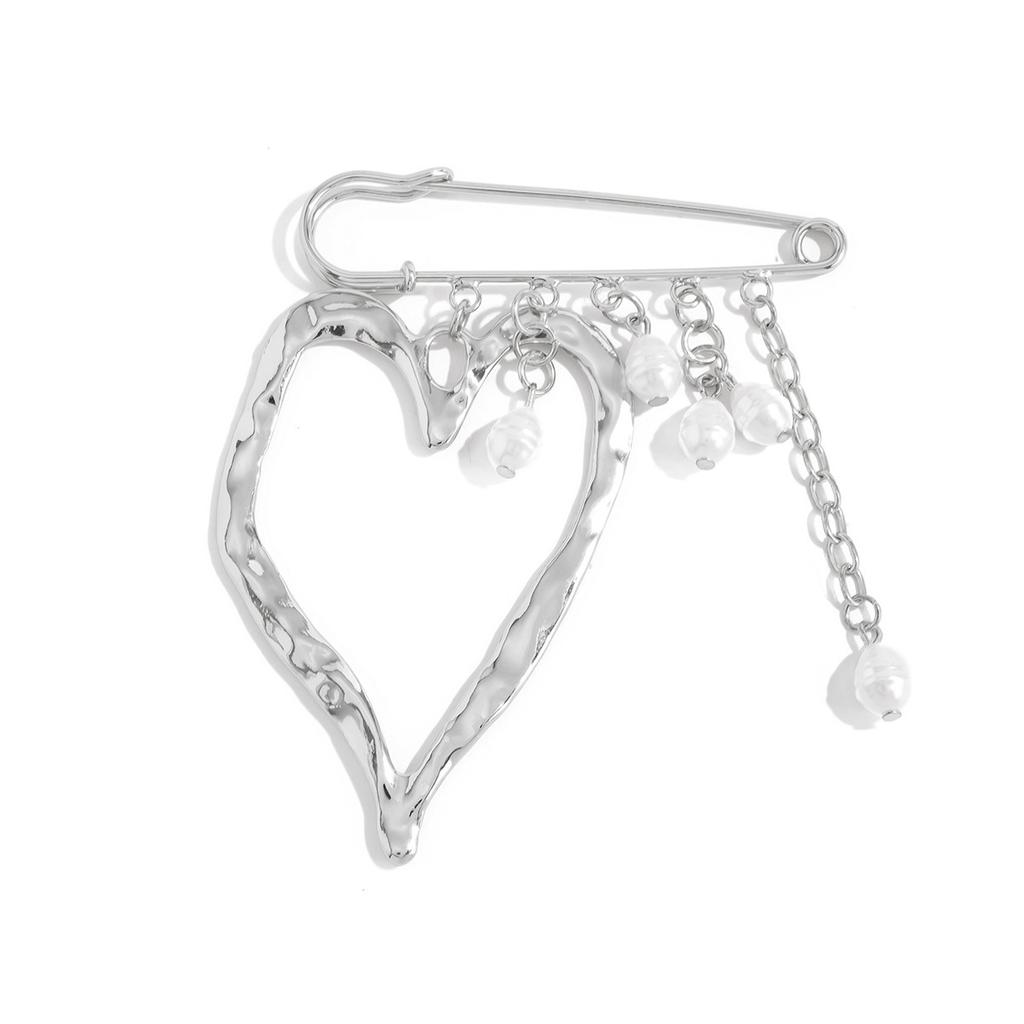 New Exaggerated Metal Chain Pendant Crystal Rivets Tassel Brooches for Women Man Charm Trousers Shortened Pins Rock Jewelry Gift