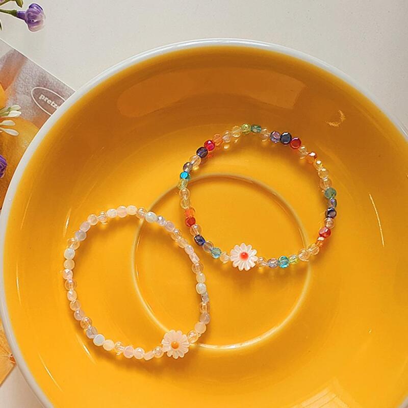 Women's Multi White Bead Daisy Bracelet