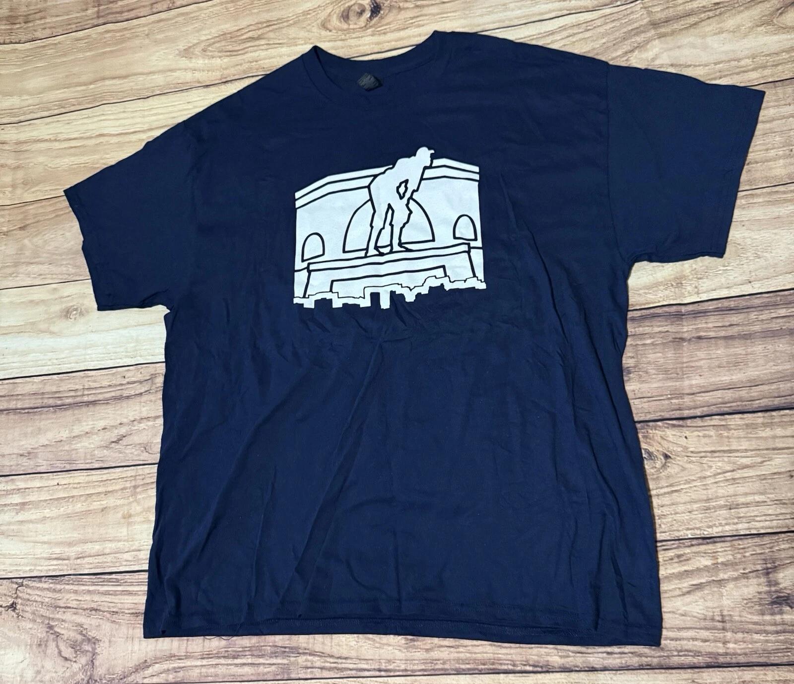 Bank Of America In Search Of Graphic T Shirt Size XL Dark Blue Rare S