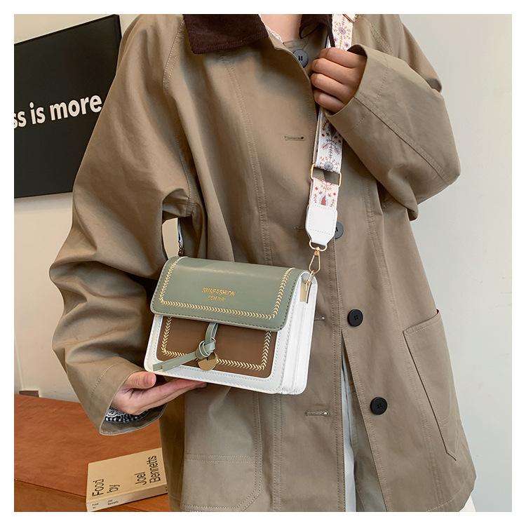 Borsa a Spalla in Ecopelle Street Style, Piccola Borsa a Tracolla Quadrata con Dettagli di Cucitura per Donna