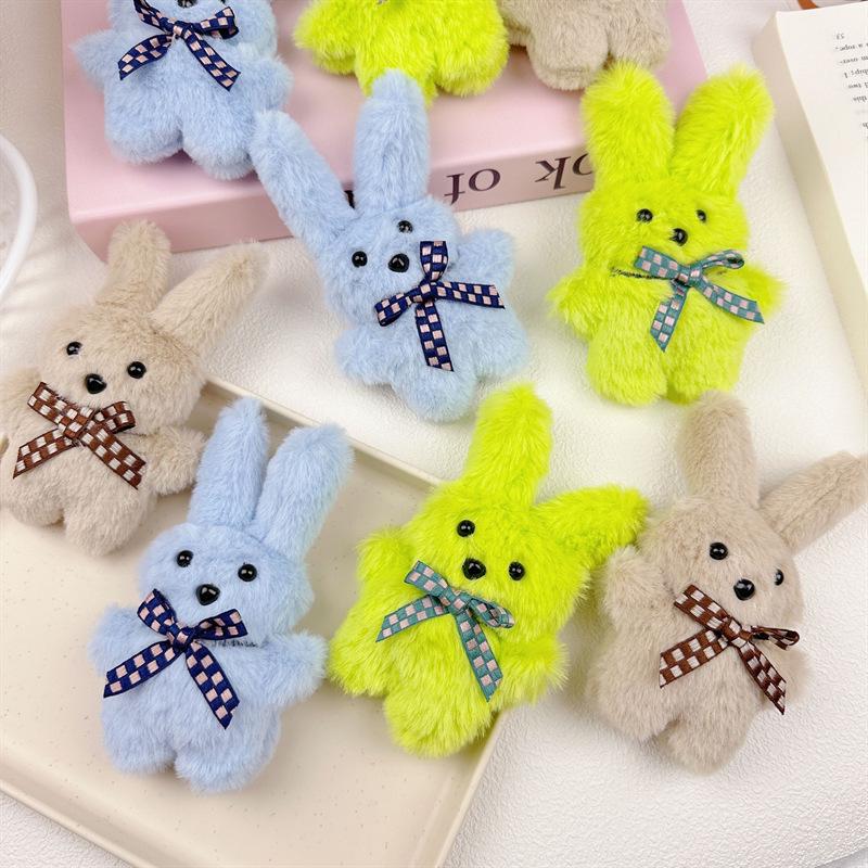 Broche Pingente Coelho de Pelúcia Longo-Orelhudo de Desenho Animado para Bolsas e Lenços