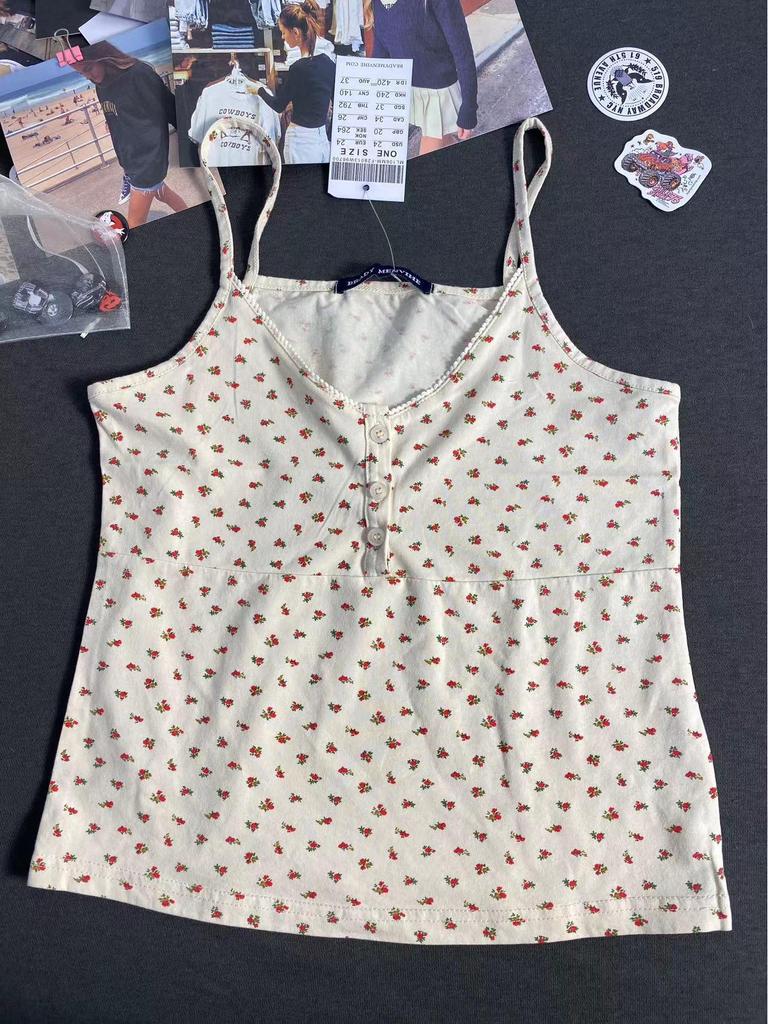 B&M Women's Floral Lace Three-Button Suspender Top