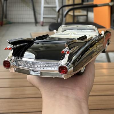 1:24 Cadillac Eldorado Biarritz 1959 Series 62 Latte Art Version Alloy Metal Diecast Model Car Decoration Desktop Display Gifts