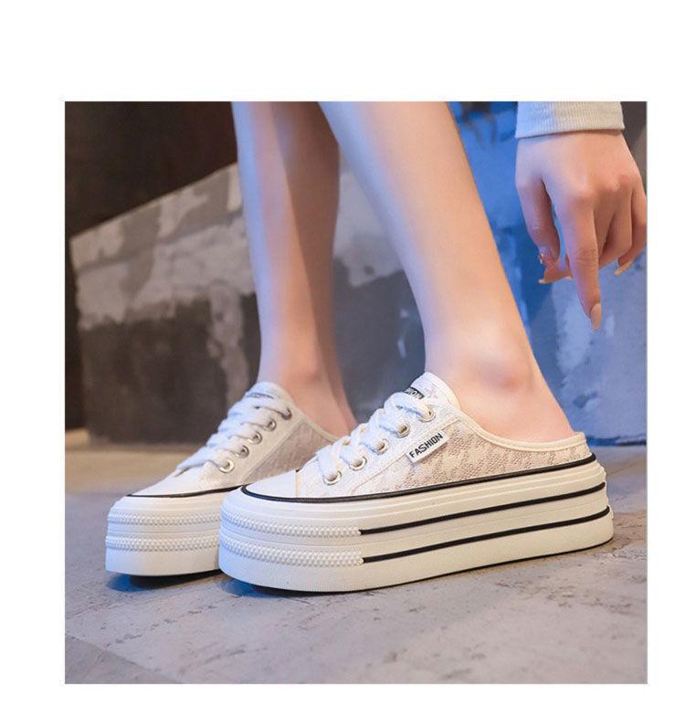 Modne Półkapcie Damskie Lato 2024 Nowe Wszechstronne Gruba Podeszwa Bez Pięty Oddychająca Siatka Leniwe Wsuwane Klapki Do Jazdy Na Łyżach