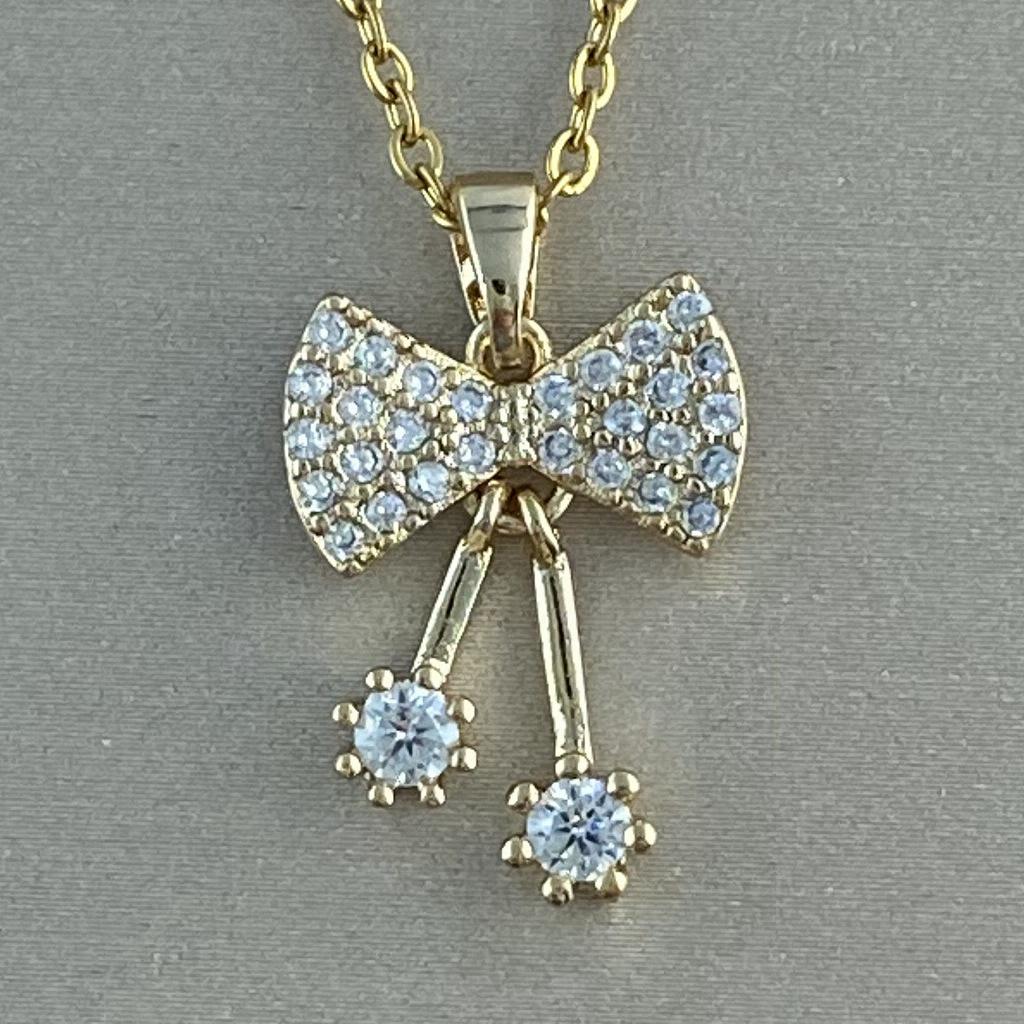 Gold-Plated Titanium Pendant with Cat's Eye Stone, Fox Pixiu, Clover, Butterfly, Peace Buckle