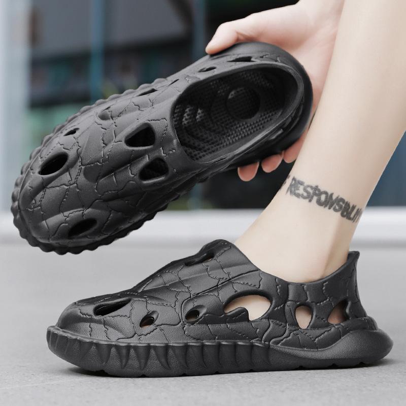 Men'S Outdoor Wear Hole Shoes Casual Non-Slip Beach Shoes One Pedal Driving Sandals Men