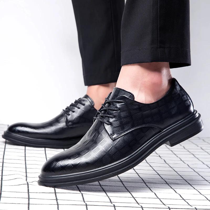 Casual Men Shoes Fashion Brogue Patent Leather Shoe Man Lace Up Oxford Dress Shoes Elevator Formal Wedding Shoes Men