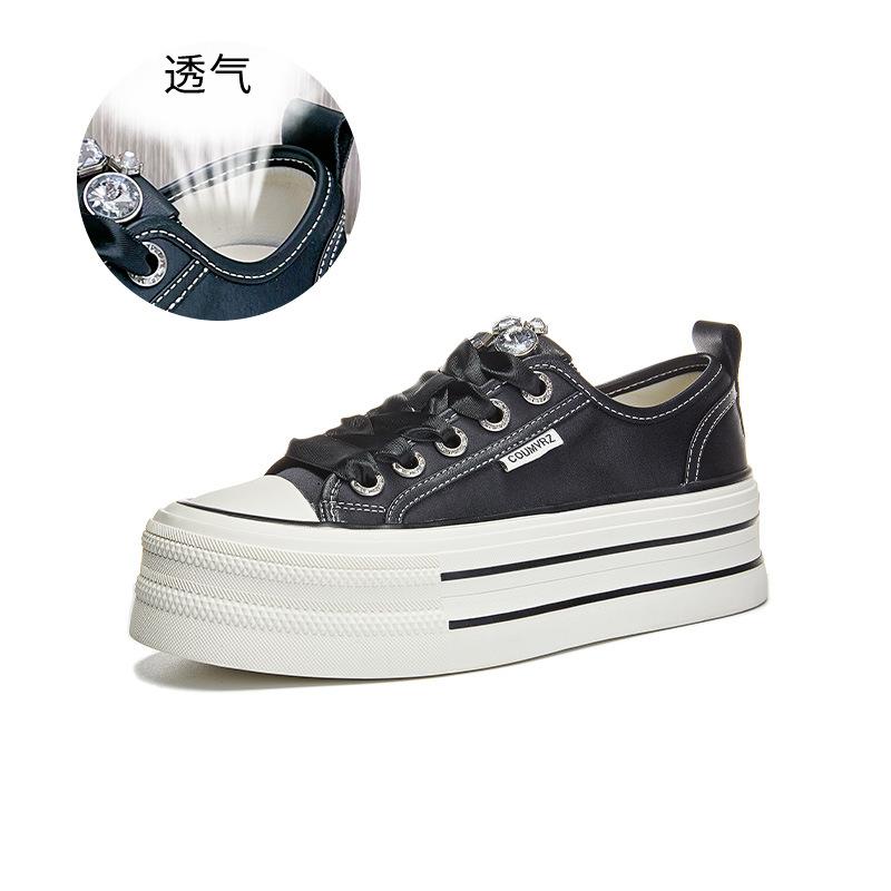 New Little White Shoes Women's 2025 Autumn Women's Casual Single Shoes Platform Heightening Board Shoes Women's Classic Versatile Shoes Children