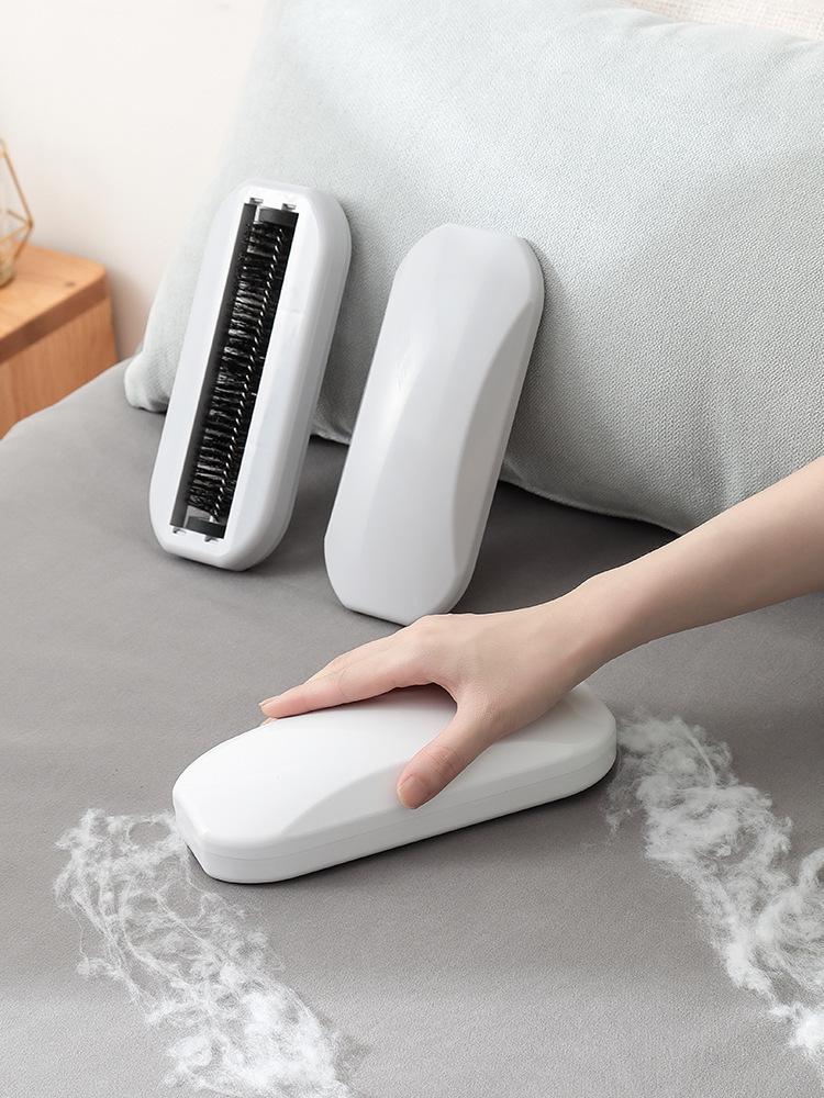 Pet Hair & Lint Remover Roller: Handheld, Reusable, Sticky Roller for Clothes & Dust Removal