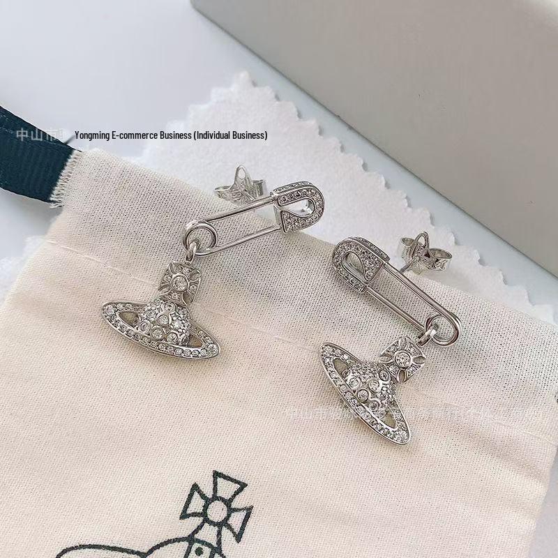 Replica XJ Saturn Veiligheidsspeld Volledig Diamant Kruis Spoor Stud Oorbellen voor Vrouwen