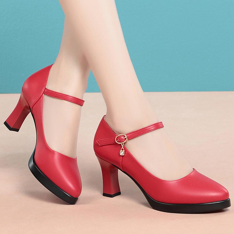 Spring and Autumn Style Soft-Soled One-Strap High Heels for Fashion Shows, Paired with Cheongsams, Dancing Shoes, Middle-Aged Women's Leather Shoes
