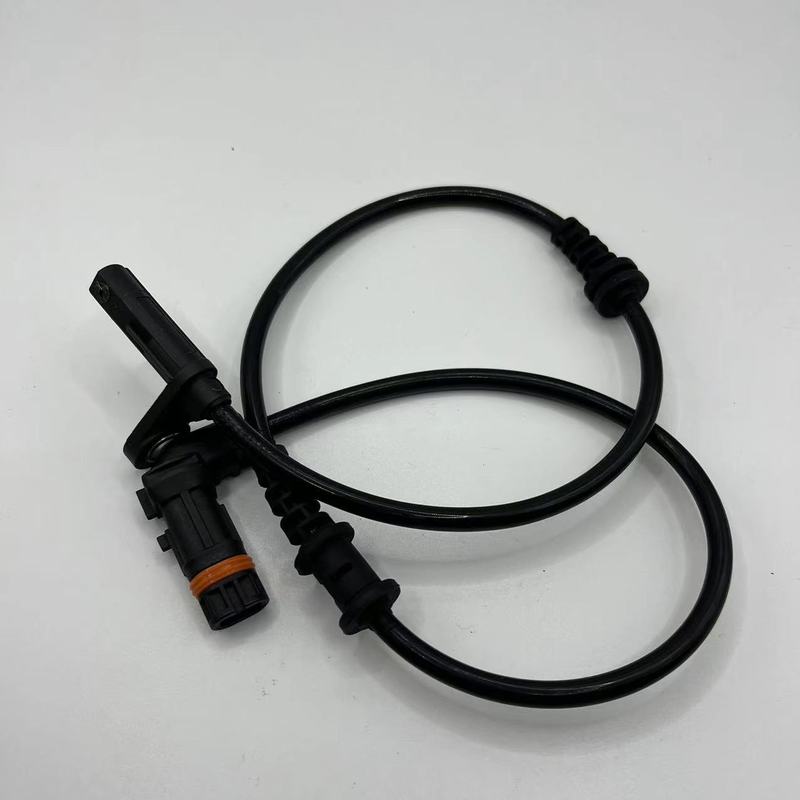 New Front Right And Left ABS Speed Sensor For Mercedes-Benz-- R172 SLK SLC 1729056101 A1729056101
