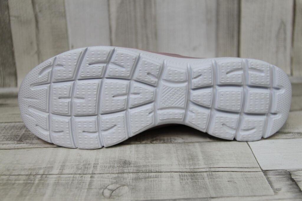 Skechers Summits - Bright Charmer Женские кроссовки светло-сиреневого цвета