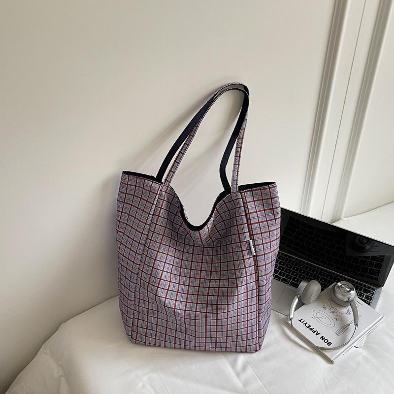 

Fashion commuter large-capacity new plaid tote bag front and back dual-purpose shoulder underarm bag literary handbag фиолетовый