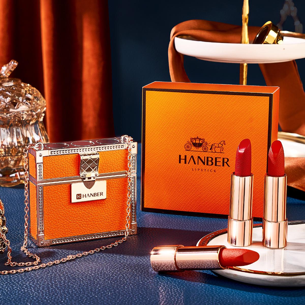 

Hanbei er Роскошная розовая кожаная сумка-цепочка и набор помад: Не выцветающий увлажняющий подарочный набор из четырех предметов с мягкой дымкой.