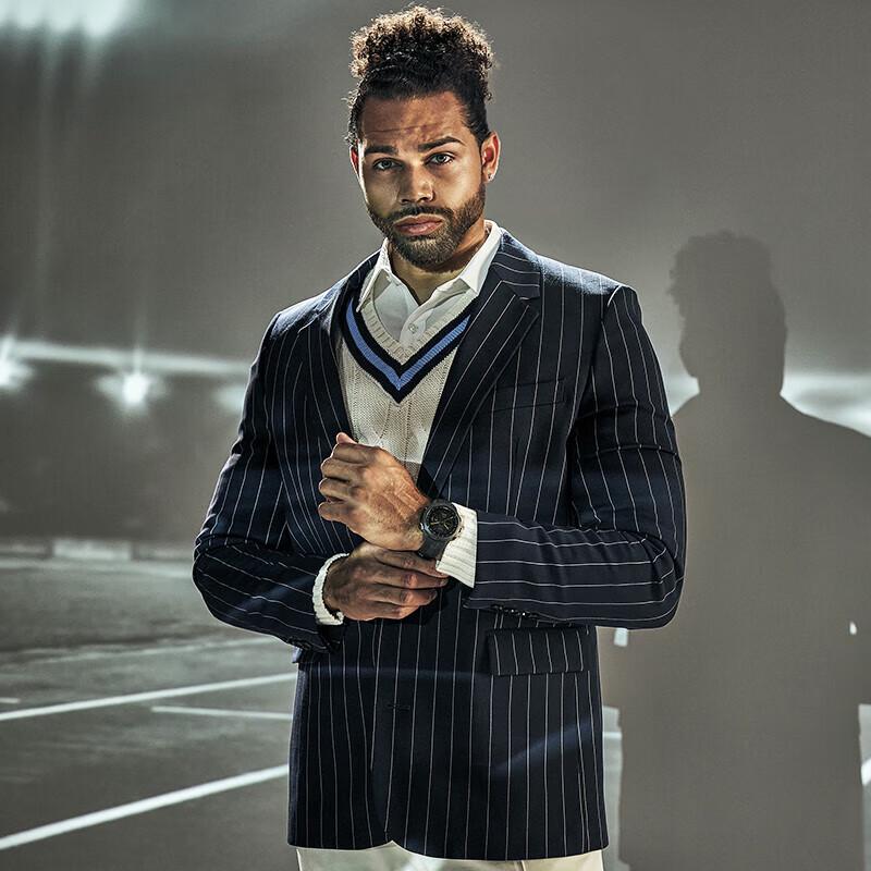 Garmin MARQ (Gen 2) Athlete Carbon Fiber Smartwatch (CN version)