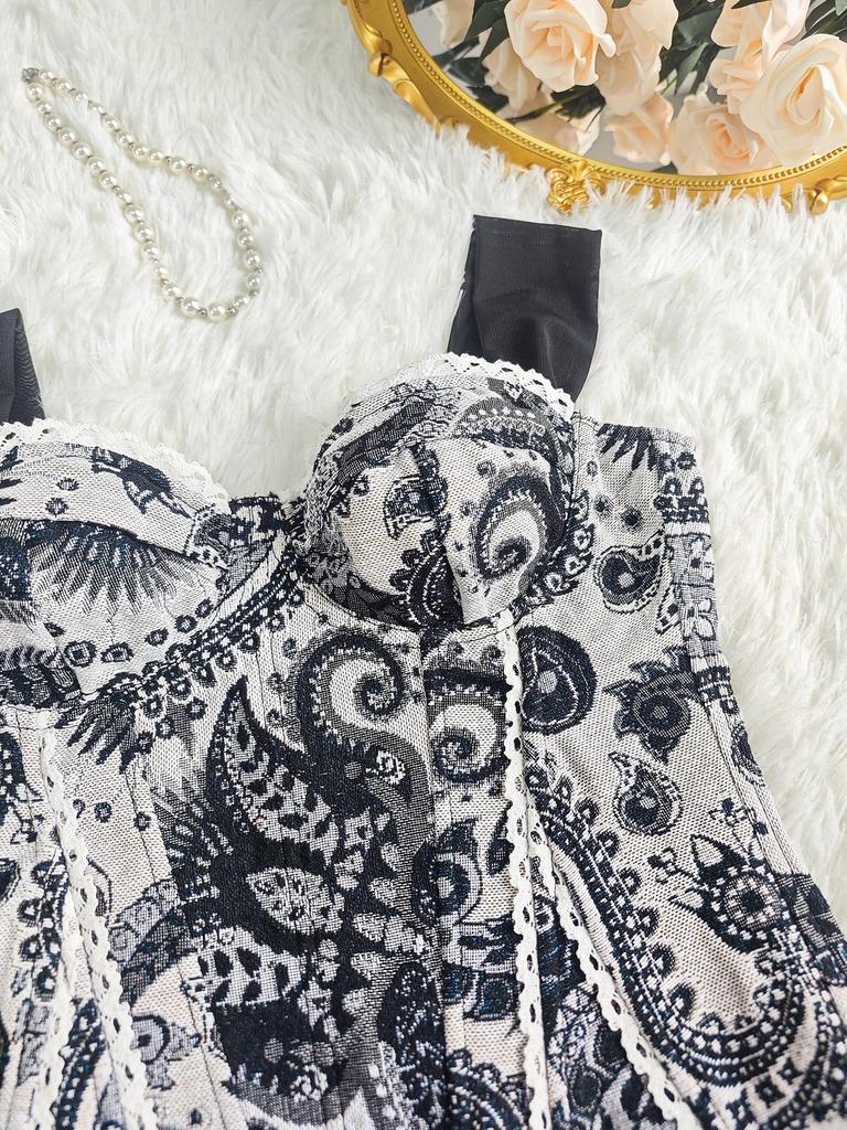 Europäisch-Amerikanisches Spicy Girl Französisches Jacquard Fischgräten-Korsett Camisole