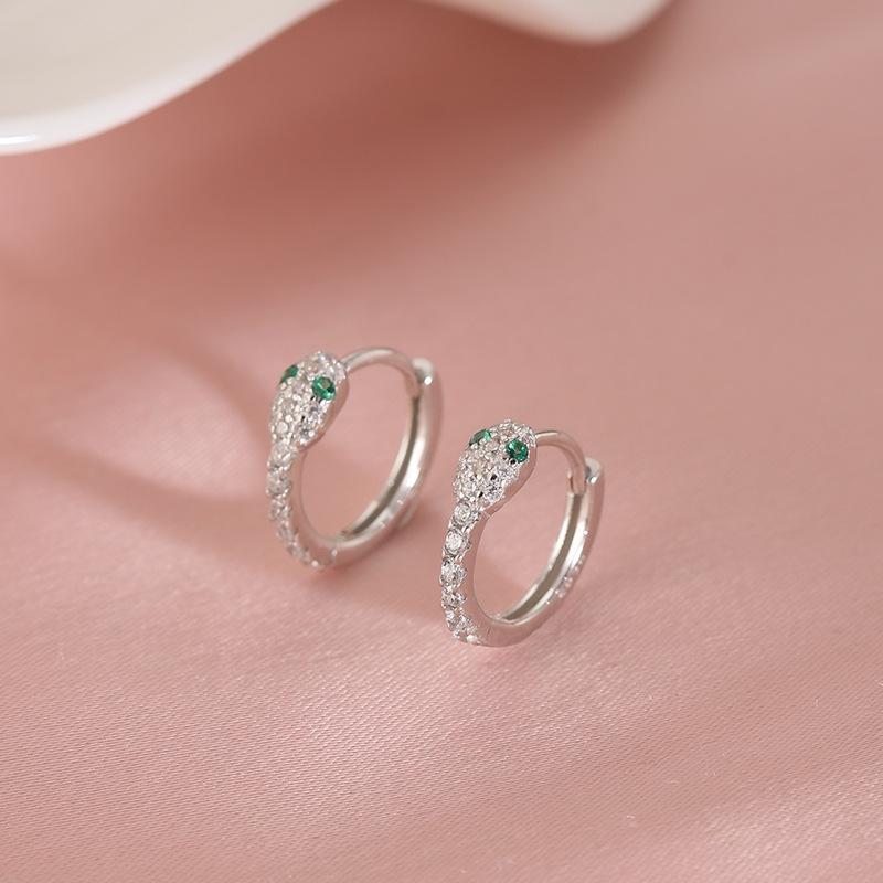 

Модные серьги-подвески для женщин серебряный